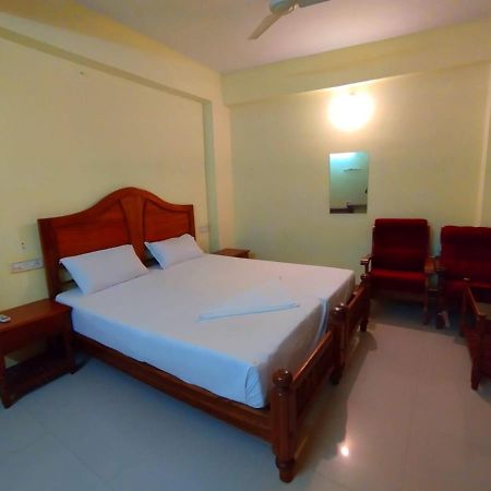 Sea Star Beach Resort Kovalam Exterior photo