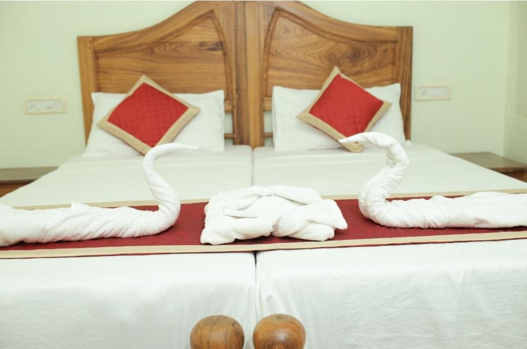 Sea Star Beach Resort Kovalam Exterior photo